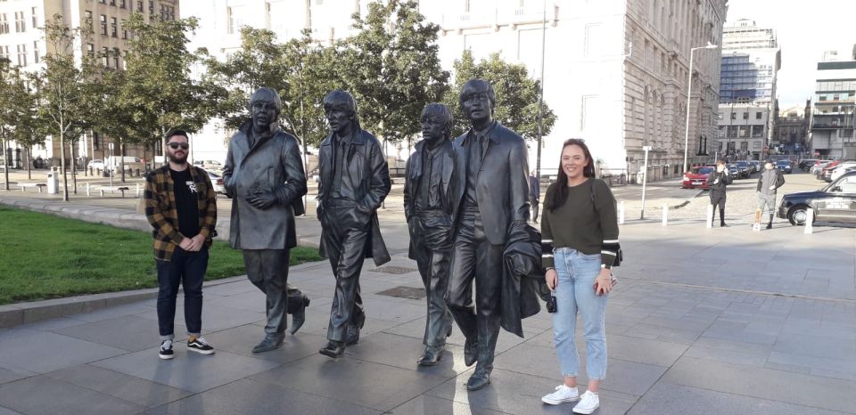 Liverpool: Best of Liverpool Sightseeing Private Taxi Tour - Meeting Point and Logistics