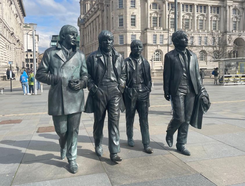 Liverpool: Private City Highlights and Suburbs 3 Hour Tour - Iconic Beatles Locations