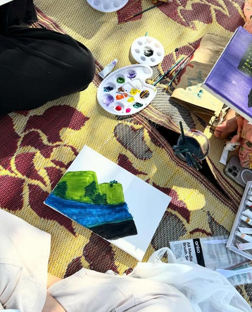 Liverpool: Sip and Paint at the Beach With Drinks - Creative Atmosphere
