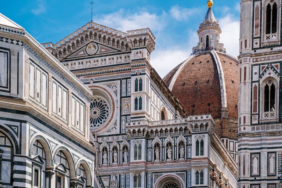 Livorno Port: Private Excursion to Florence - Walking Along the Arno River