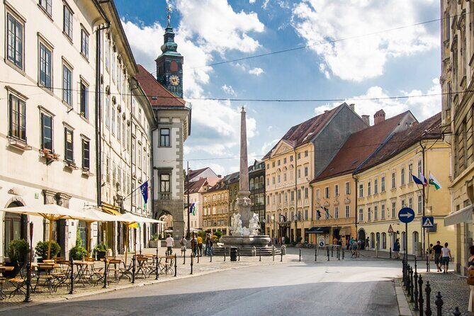 Ljubljana 2Hours and 30Minute Walking Tour with Local Guide - Practical Tips for Travelers
