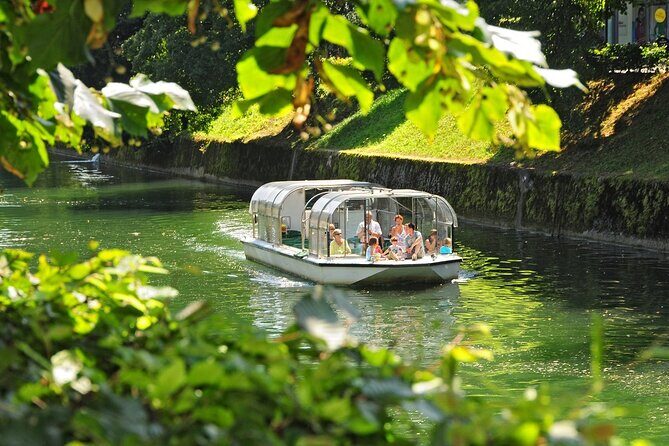 Ljubljana Express: A Day Trip from Zagreb - Scenic Boat Ride: A Unique Perspective  