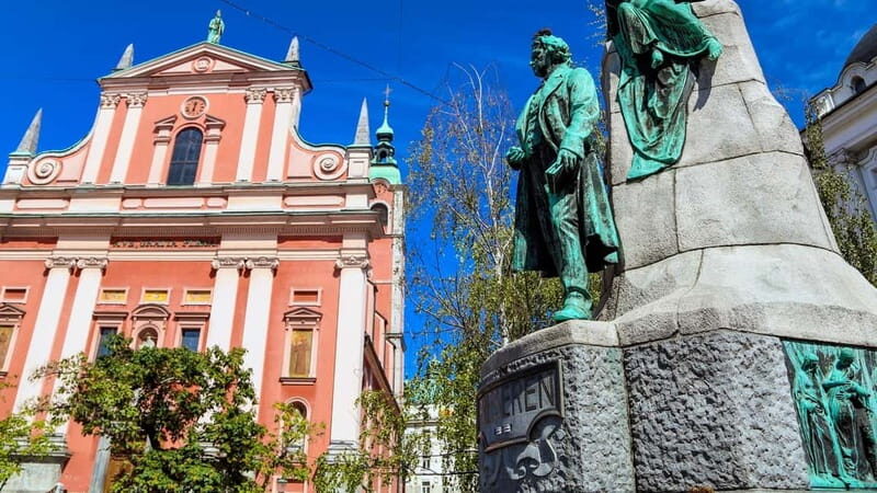 Ljubljana: Old Town Private Walking Tour with a Local Guide - An In-Depth Look at the Tour Experience