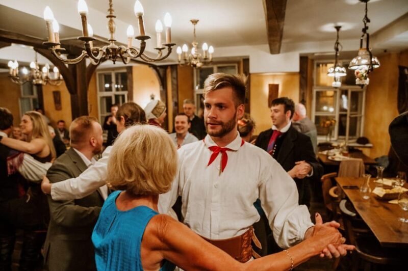 Ljubljana: Traditional Slovenian Dinner and Show - FAQ