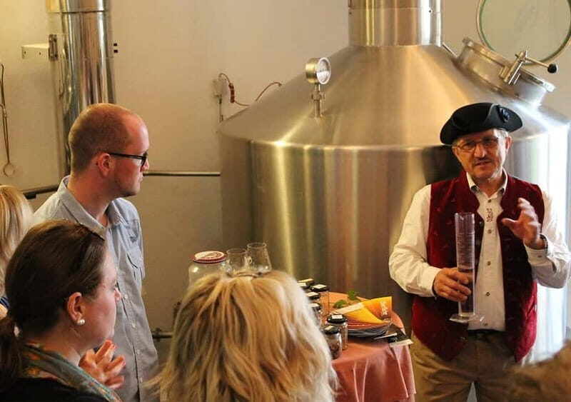 LK BAMBERG: Brewery tour including beer tasting & free gift approx. 1 hour - DE - Authentic Bavarian Beer Experience at Drei Kronen Brewery