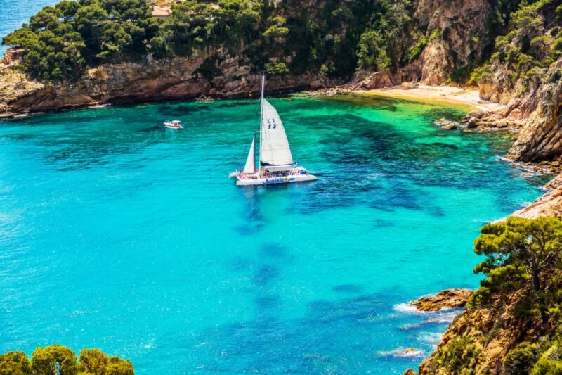 Lloret De Mar: Catamaran Sailing Cruise With BBQ and Drinks - Refreshing Beverages Included