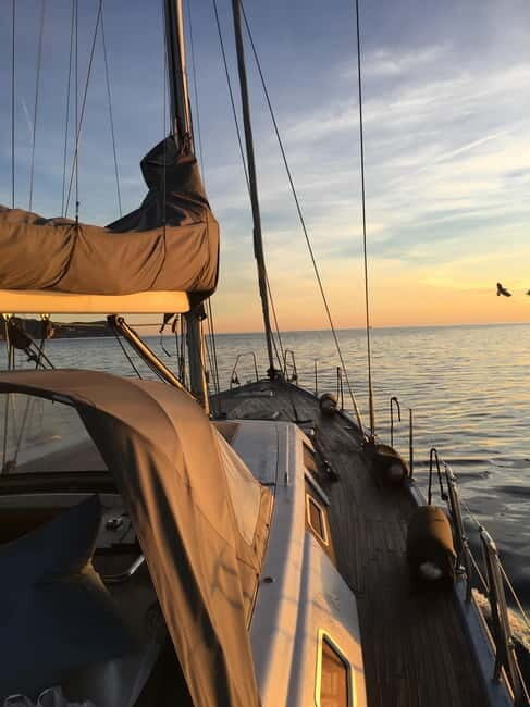 Lloret De Mar: Exclusive private sailing cruise - Key Points