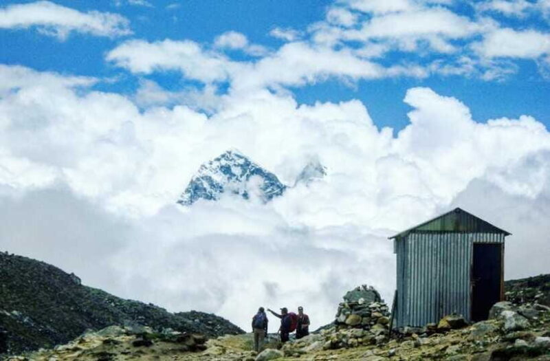Lobuche Peak Climbing 2025/2026 - The Sum Up