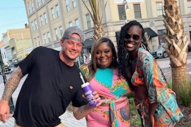 Locals Favorite Foodie and Cocktails Tour of Savannah - Health and Accessibility Information