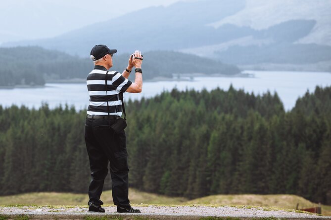 Loch Ness and the Highlands Experience Bus Tour From Edinburgh - Exploring Stirling Castle and Wallace Monument
