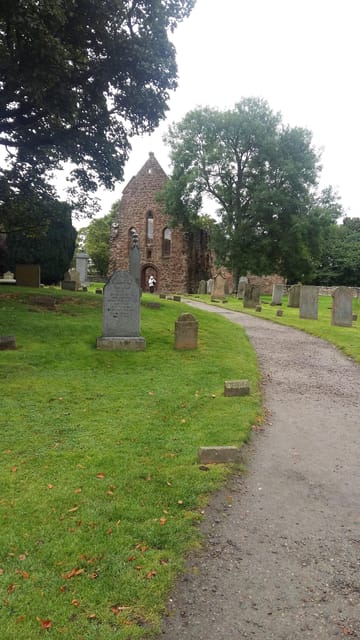 LOCH NESS ,CAWDOR CASTLE ,CLAVA CAIRNS & MORE FROM INVERNESS - Key Points