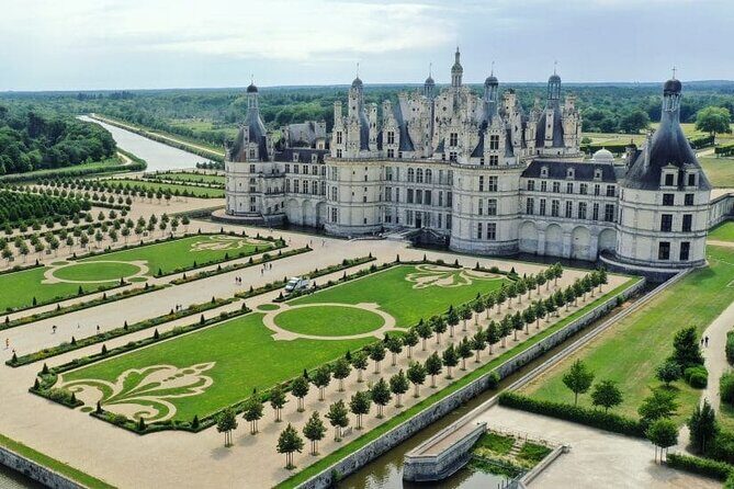 Loire Castles with Wine Tasting Private trip from Paris - The Convenience of Private Day Trips from Paris