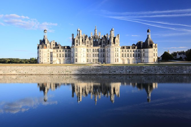 Loire Valley Castles Trip With Chenonceau and Chambord From Paris - Discovering Château De Chenonceau