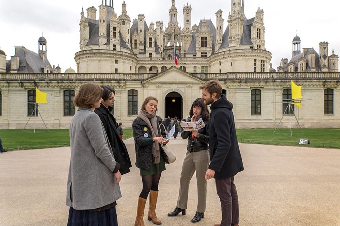 Loire Valley Castles Trip With Chenonceau and Chambord From Paris - Exploring Château De Cheverny