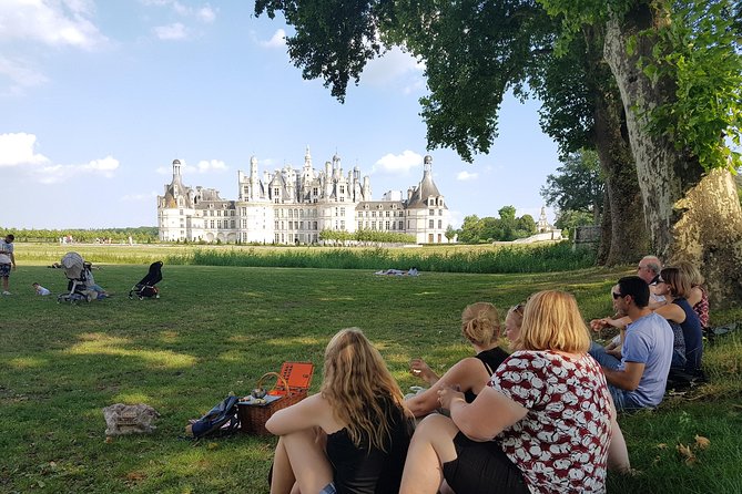 Loire Valley Tour Chambord and Chenonceau From Tours or Amboise - Participant Requirements