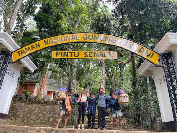 Lombok: 2-Day Mount Rinjani Crater Rim Tour - Languages Offered