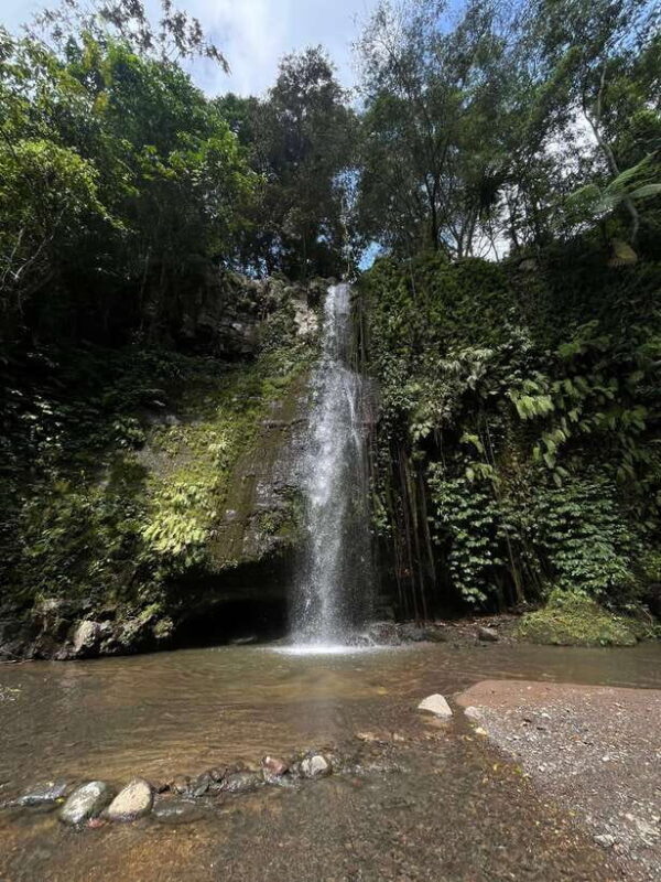 Lombok hidden waterfall, culture and village tour - An Authentic Look at Lombok’s Culture and Nature in Four Hours