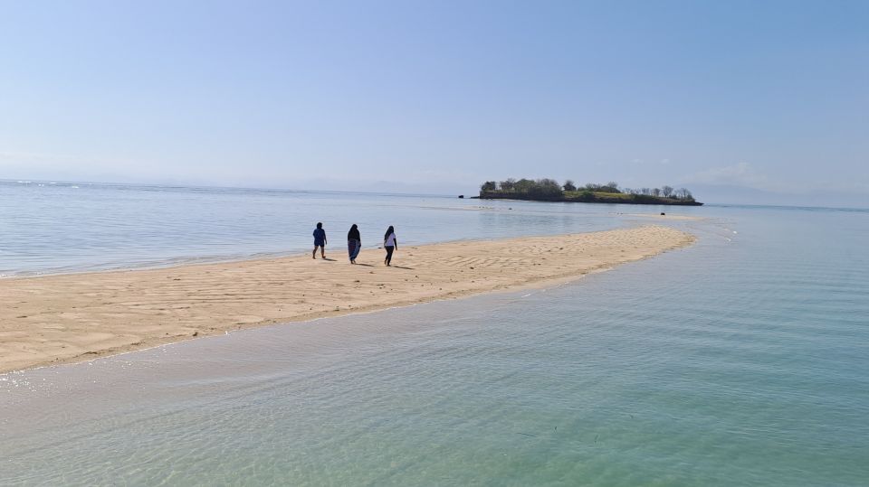 Lombok: Pink Beach, Snorkeling, & Tanjung Ringgit Tour - Highlights
