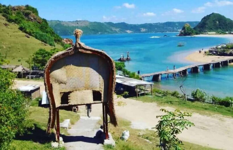 Lombok : Sasak Traditional Tour/Mandalika Tour - A Deep Dive into the Lombok Sasak Traditional Tour