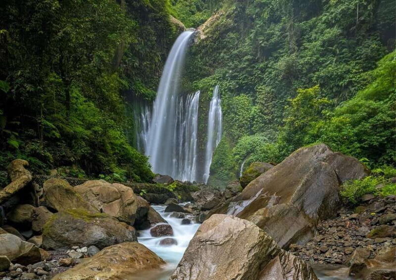 Lombok: Senaru Village, Sendang Gile & Tiu Kelep Waterfalls - Relaxation at Sira Beach
