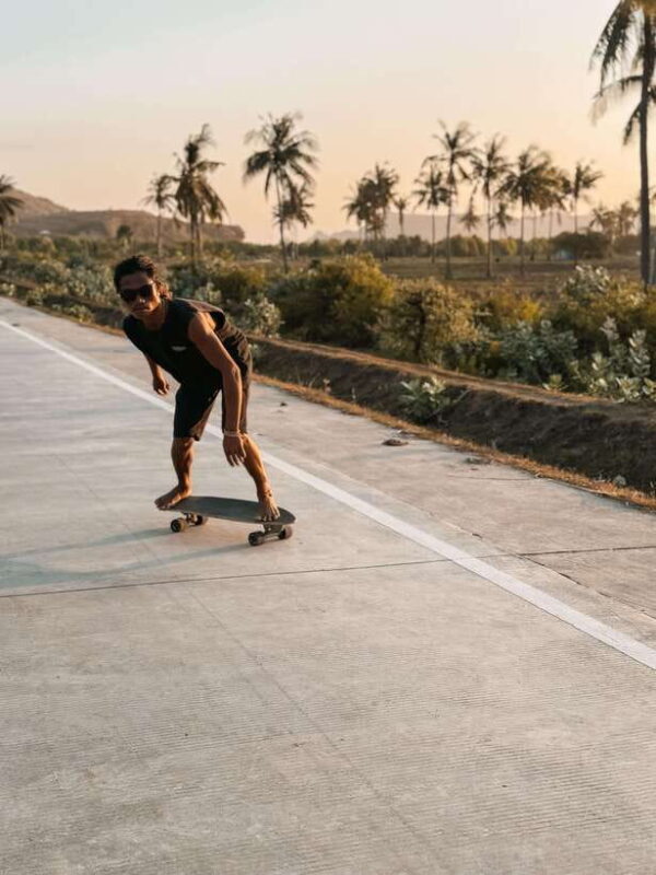Lombok: Surf Skateboarding Lesson with Sunset View - What Makes This Experience Stand Out