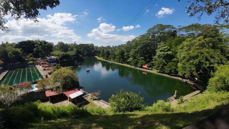 Lombok: The land and the Sasak people of Lombok | Waterfall, water castle - Who Is This Tour Best Suited For?