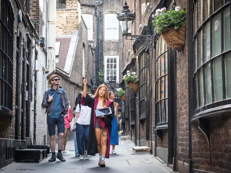 London: 18+ Harry Potter Tour with Cocktail Stop! - Why This Tour Is Worth Considering