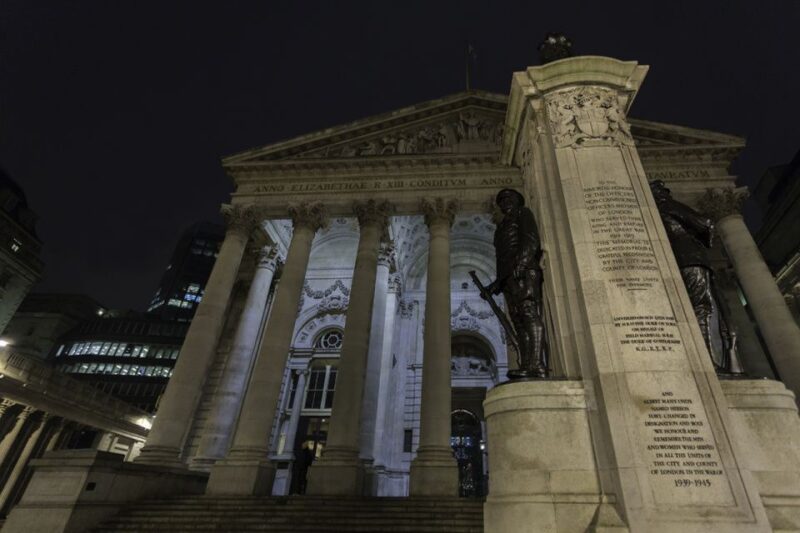 London: 2-Hour Ghost Walking Tour - Good To Know