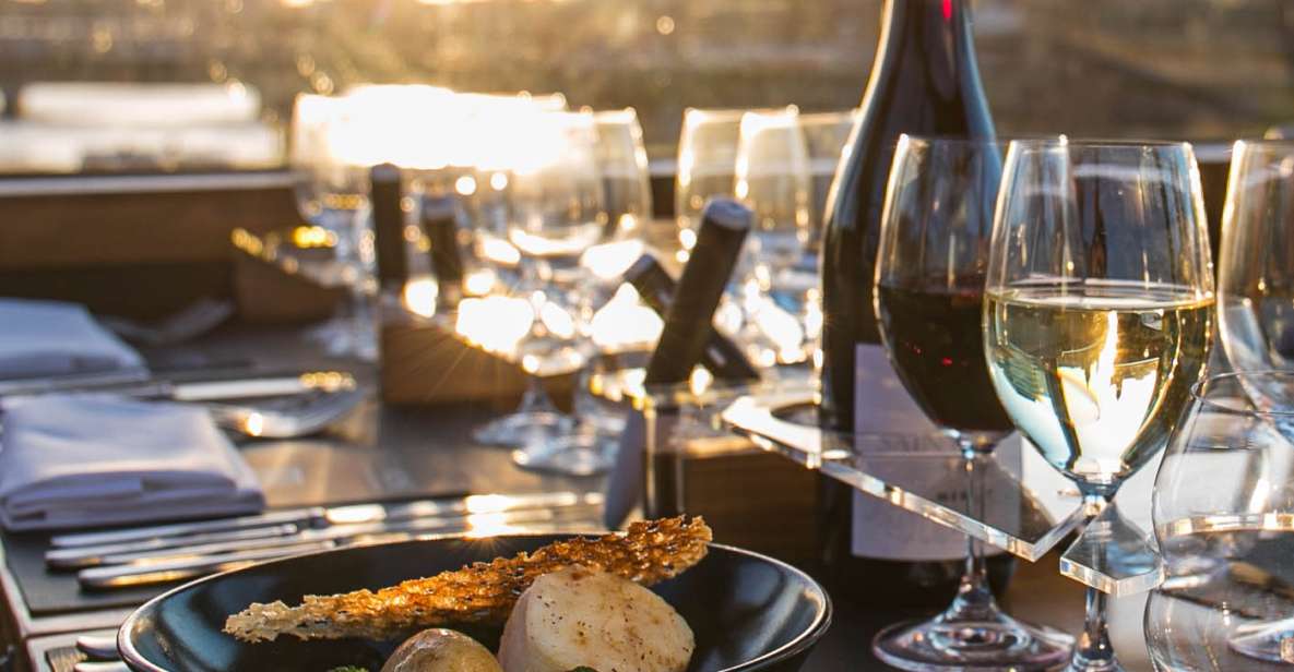 London: 4 Course Lunch Tour by Luxury Coach - Key Points