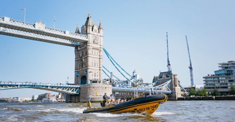 London: 45-Minute Speedboat Sightseeing Tour - A Deep Dive into the Experience