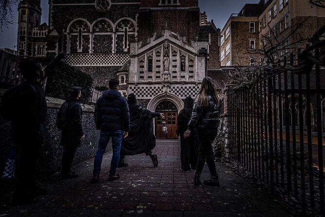 London After Dark: Haunted Ghost Walking Tour - What Past Travelers Say