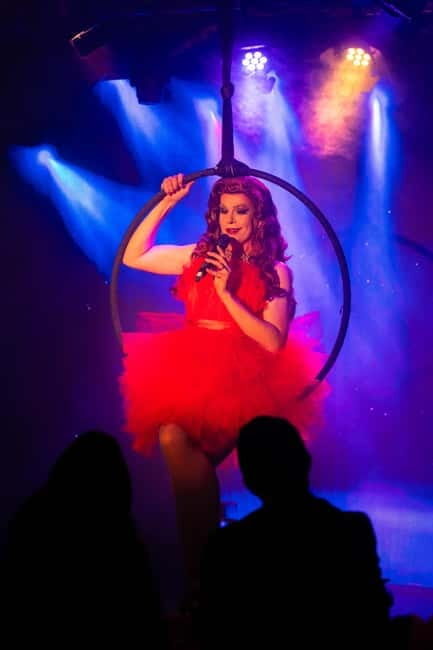 London: All I Want for Christmas is Cabaret Show - The Venue and Decor