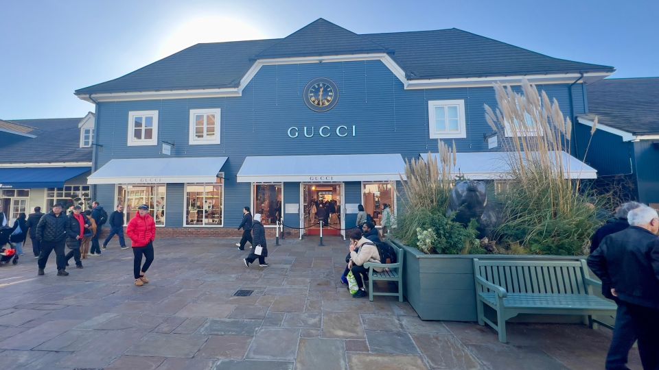 London: Bicester Village Private Vehicle Round Trip Transfer - Frequently Asked Questions