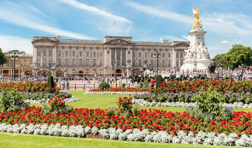 London: Buckingham Palace Entry & Changing of the Guard Tour - Frequently Asked Questions