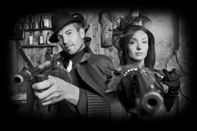 London, Camden: Old Time Eras Dress Up and Photo Shoot - Suitability for Families and Friends