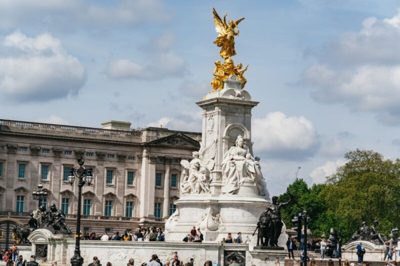 London: Changing of the Guard Tour by Buckingham Palace - FAQ