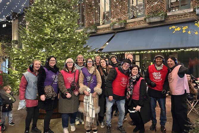 London Christmas Lights Guided Tour With Christmas Music - FAQs