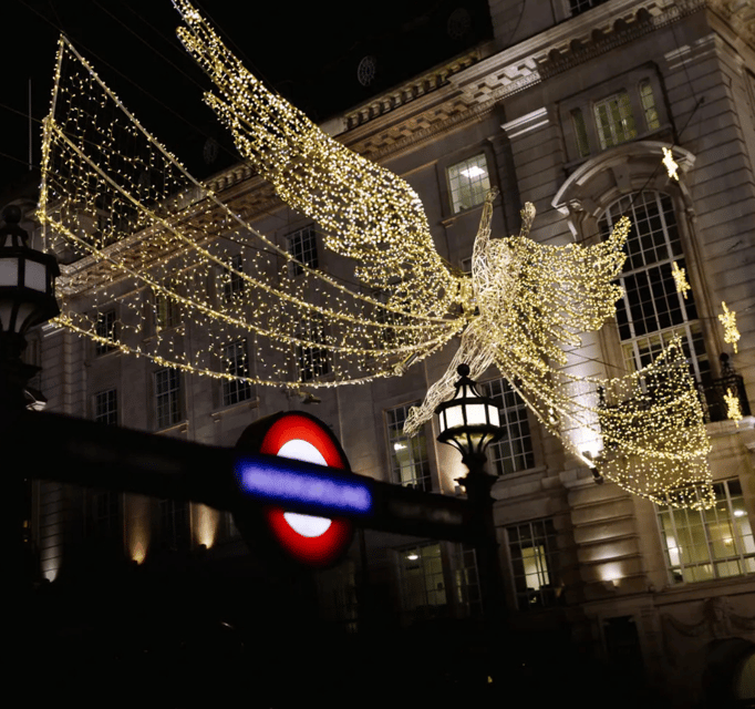 London: Christmas Lights Walking Tour - The Practical Side