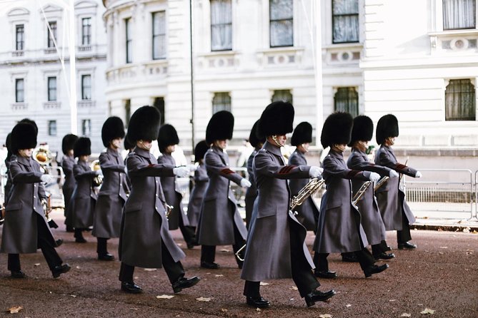 London City Center W/ Westminster Abbey Entry - Semi-Private Tour - Explore Covent Garden and Trafalgar Square