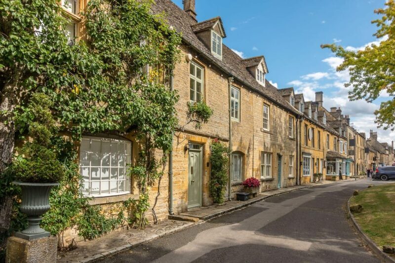 London: Cotswolds Village Private Day Trip with Local Guide - Key Points