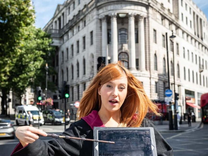 London: Deluxe Harry Potter Tour with Cursed Child Tickets - FAQ