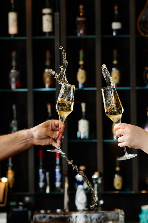 London: Entry Ticket to Oblix at the Shard With Champagne - Experience Overview