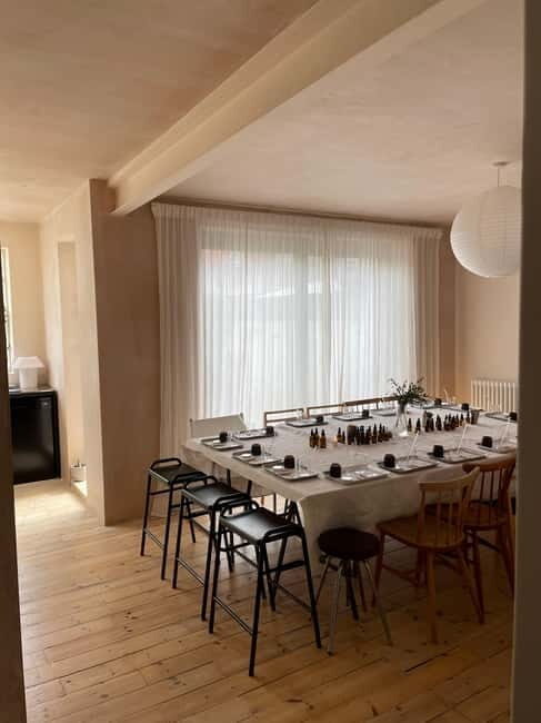 London: Essential Oil Candle Making Workshop - Price and Value