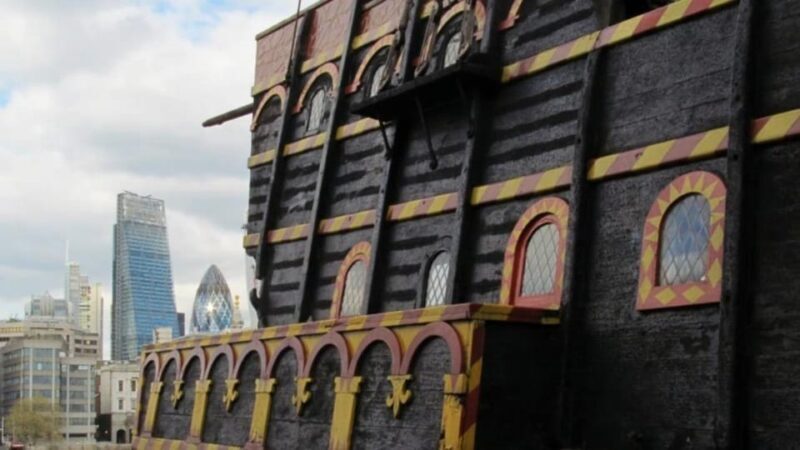 London: Family-Friendly Black Tudors Thames Walking Tour - Itinerary Breakdown: What to Expect