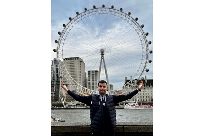 London Famous Landmarks Small-Group Walking Tour - Meeting Point and Pickup