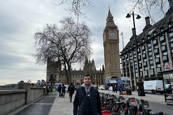 London Famous Landmarks Small-Group Walking Tour - Tour Accessibility