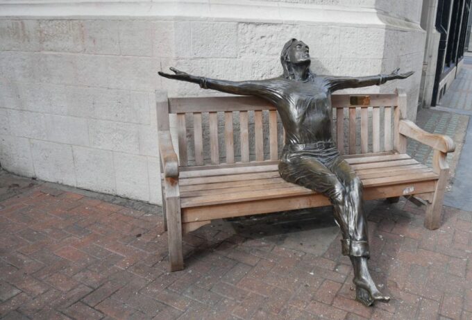 London: Hard Rock Walking Tour With Optional Lunch - Frequently Asked Questions