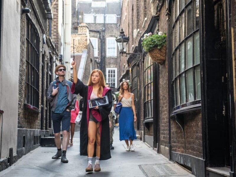 London: Harry Potter Tour and London Bridge Tombs Experience - The Tombs of London Bridge: A Spooktacular Finale