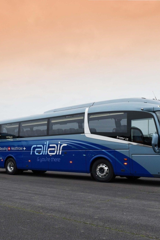London Heathrow Airport: Coach Travel From/To Reading - Onboard Amenities