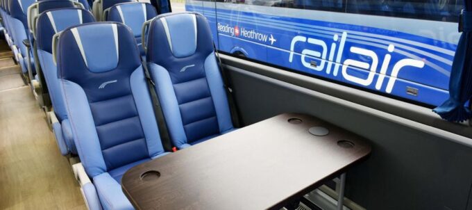 London Heathrow Airport: Coach Travel From/To Reading - Preparing for Your Journey